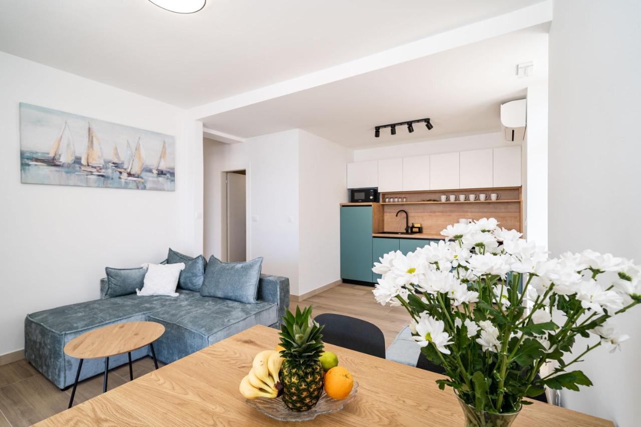 Apartments Nina & Paula - Apartment Nina Stikovica Екстер'єр фото